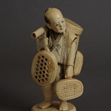 Продавец корзин, окимоно из слоновой кости, Мэйдзи, 19-20 век